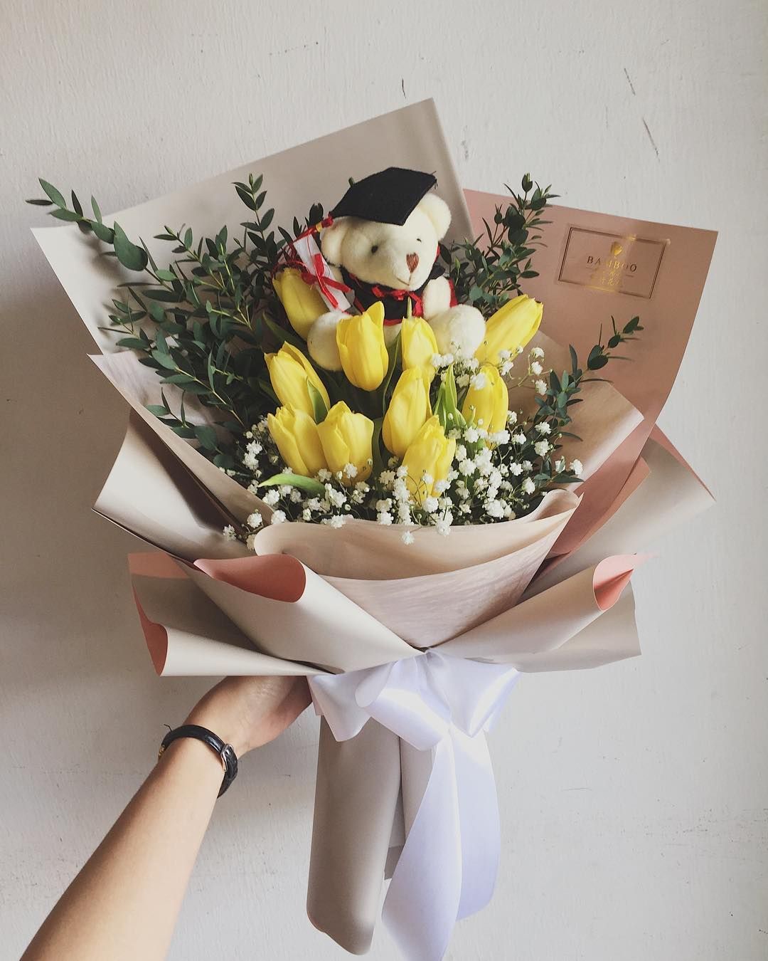 Ramo de 10 Tulipanes Graduaci�n