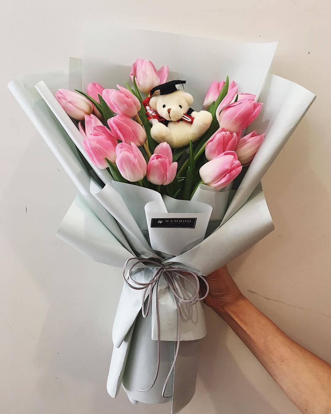 Ramo de 20 Tulipanes Graduaci�n