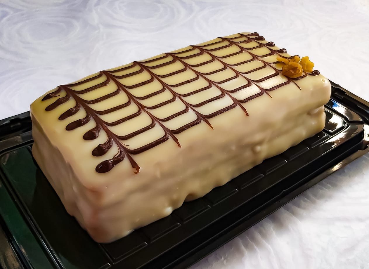 Torta de Nuez, Manjar y Chocolate Blanco. Sin Az�car (8 Personas)